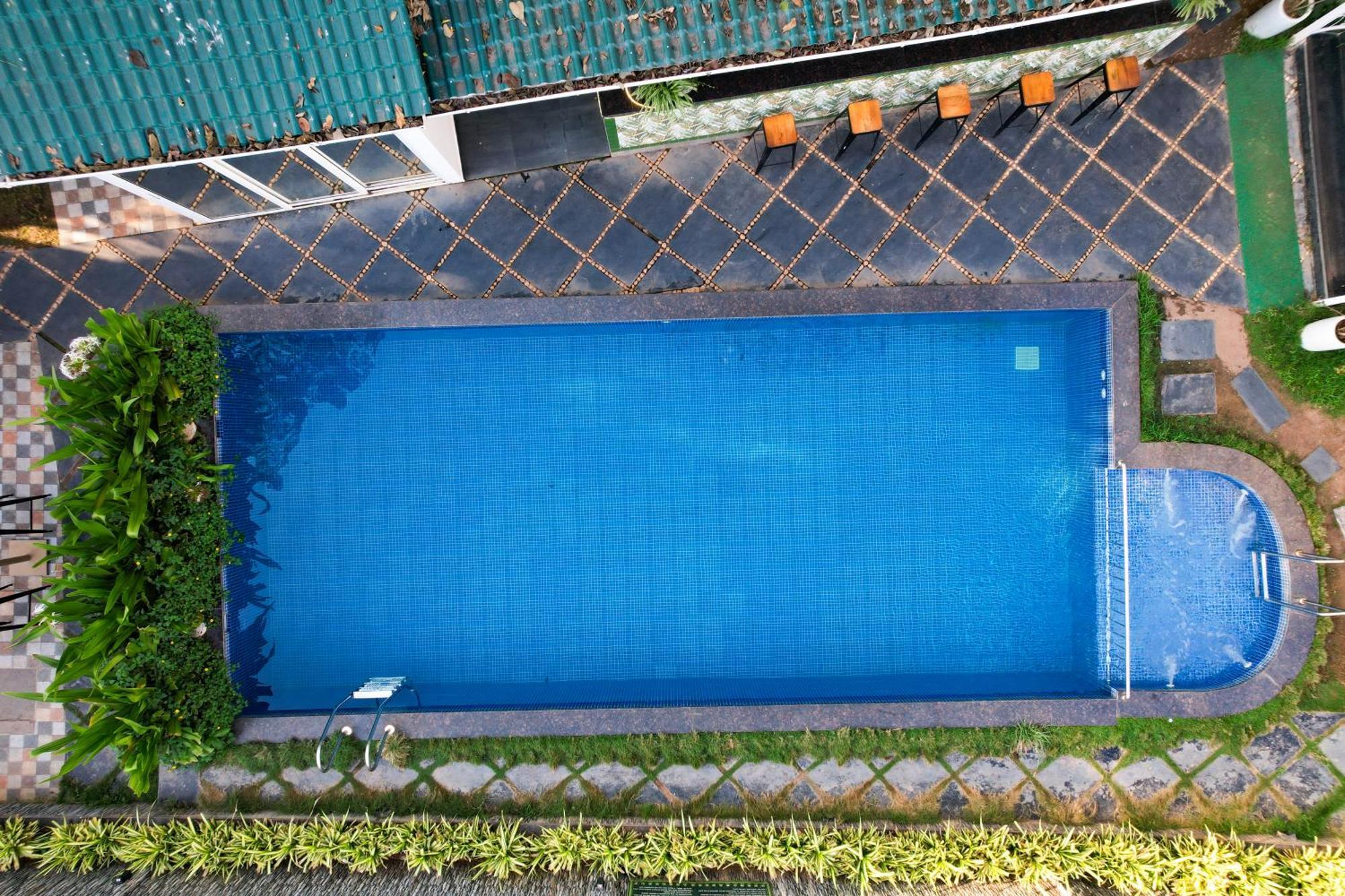 The Mayfield Resort, Vagator Anjuna Zewnętrze zdjęcie